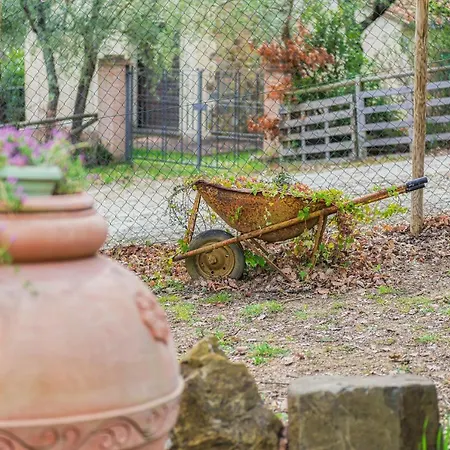 Dom wakacyjny La Casina, Private With A/c In Val Di Chiana Scrofiano